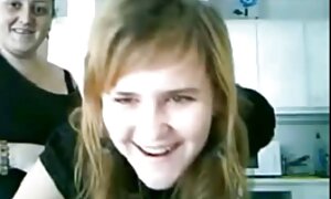 فيديو إباحي ثلاثي فيلم سكسي محارم